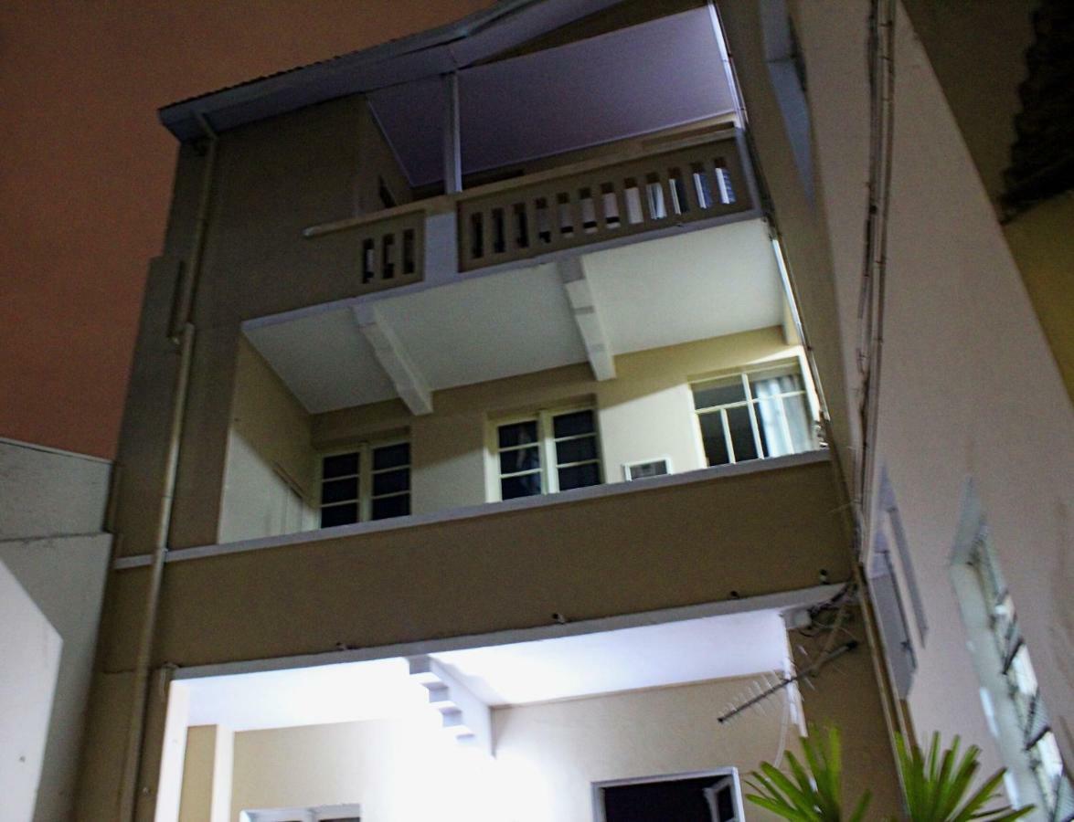 Hotel Lotus Curitiba Luaran gambar
